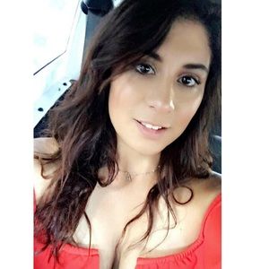 Meet your Posher, Alexandra